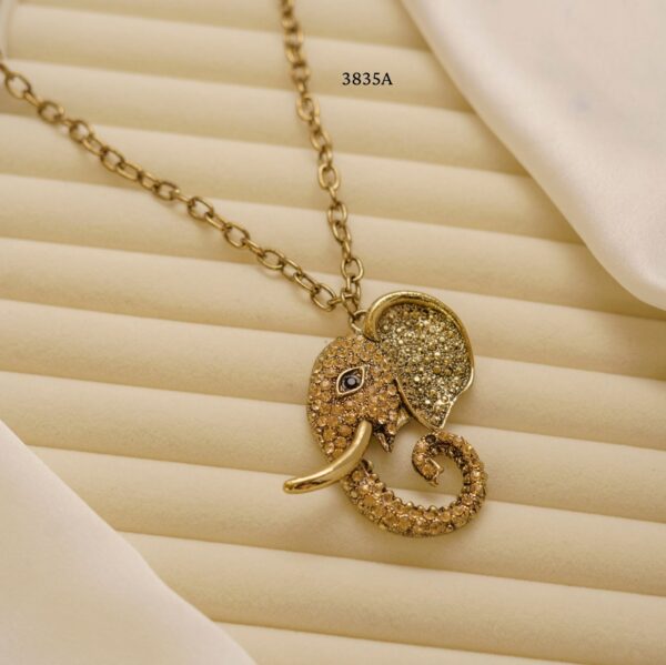 DCHUYEN.3835A